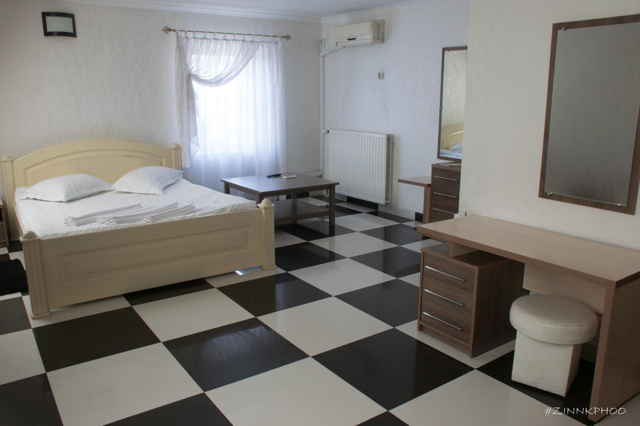 Kedem Hotel Lipiny Exterior photo
